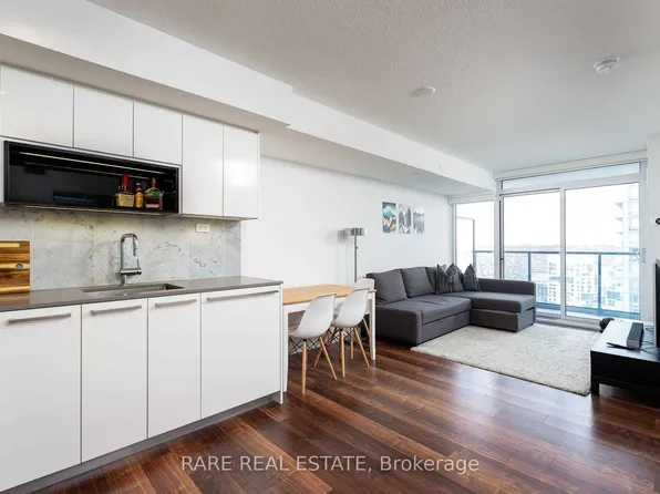 70 Queens Wharf Rd, Toronto, ON