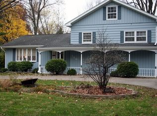 150 Forest View Ave, Wood Dale, IL 60191