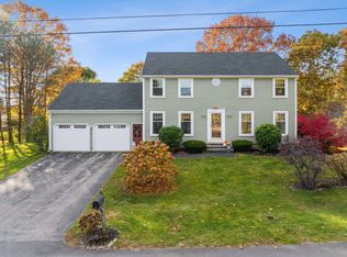 10 Hampton Rd, Cape Elizabeth, ME 04107
