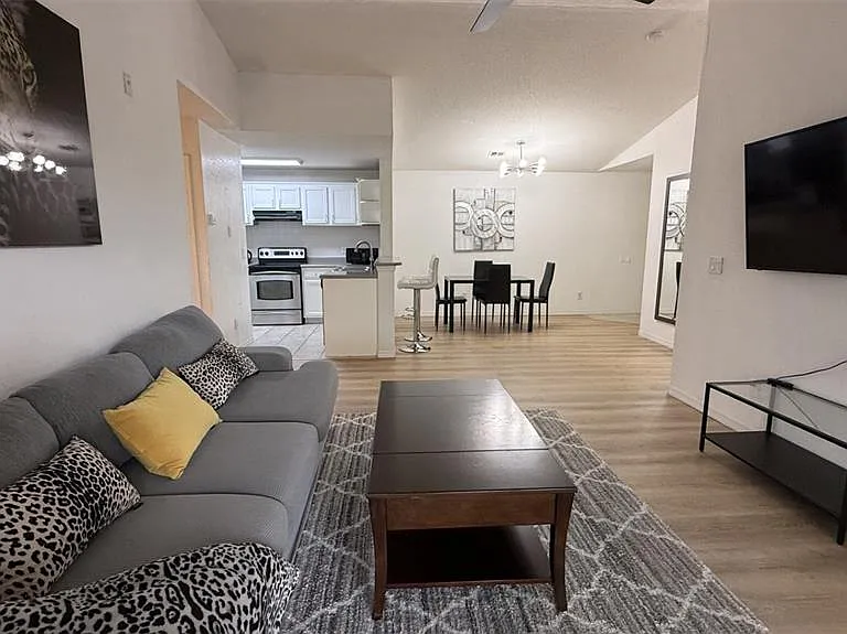 8800 Latrec Ave #9305 — Photo 5