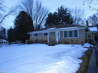 13248 Ledwon St, Shelby Township, MI 48315