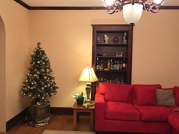 5th image of 3325 Wyandotte St