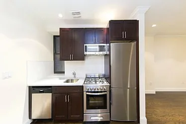 Rented by Icon Realty Management