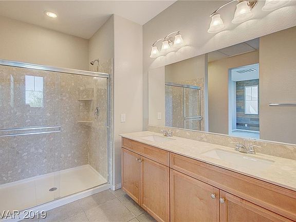 4th image of 10660 Forum Peak Ln