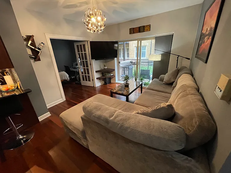 4718 N Beacon St #1W — Photo 4