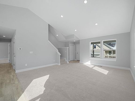 5th image of 2806 Opal Ct