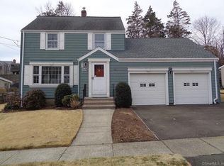 107 Matthew Dr, Stratford, CT 06614