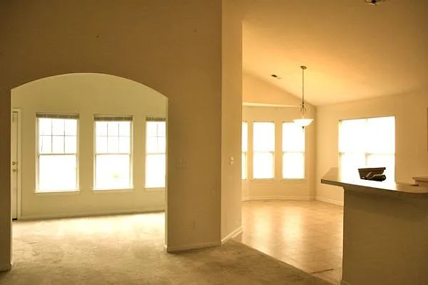 150 Coldwater Cir — Photo 6