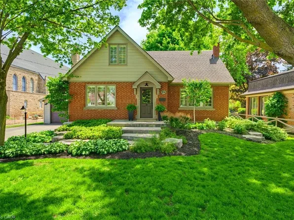 304 Parkside Dr, Hamilton, ON L0R 2H0