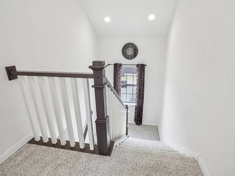 9924 Peach Leaf Ln — Photo 30