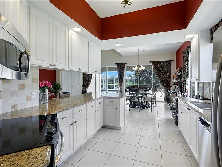 5848 Ferrara Dr — Photo 11