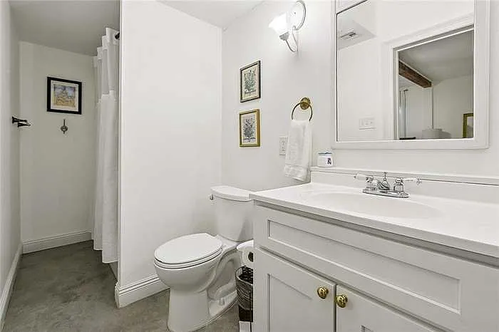 2 bed, 1384 sqft, $2,500 — Photo 2