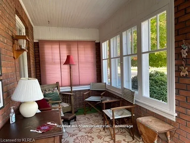 2 bed, $2,200 — Photo 3