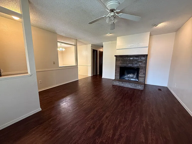 312 W Quantico St — Photo 3