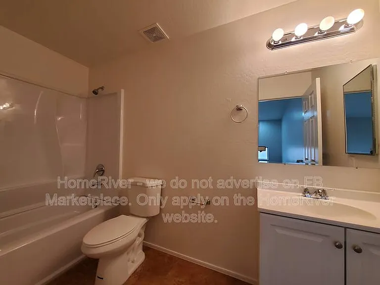 8504 W Jocelyn Ter — Photo 22