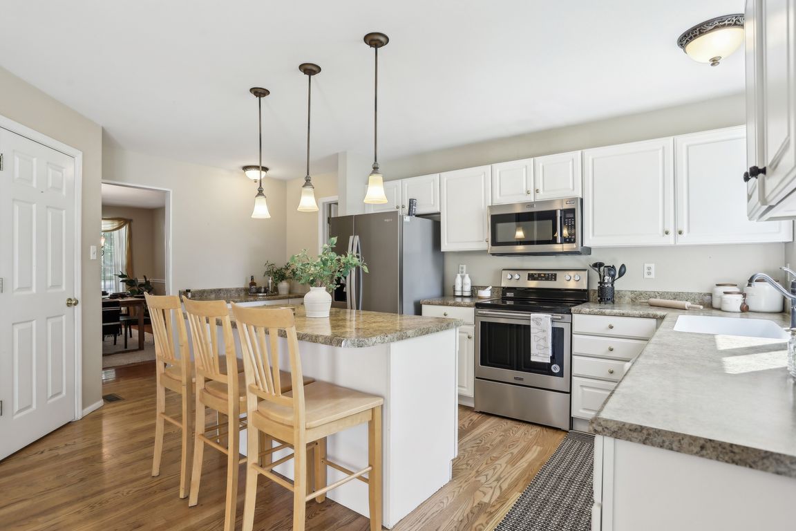 Little Oaks Dr-2805-014.jpg