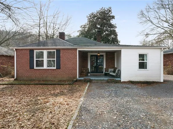 45 Hickory St NE, Rome, GA 30161