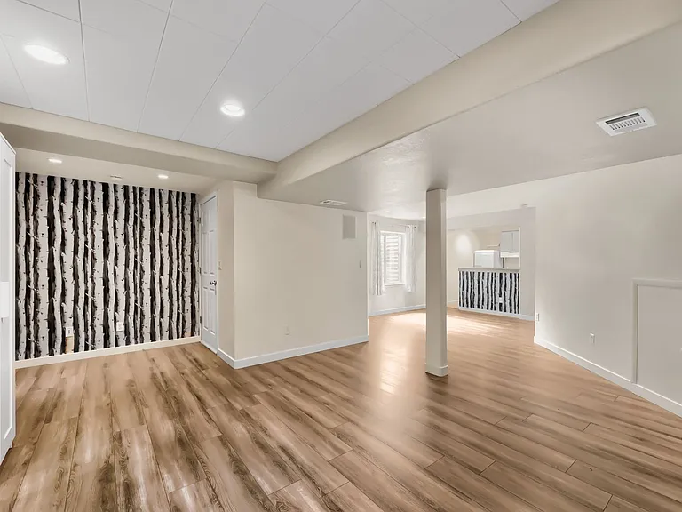 5389 E Manchester Dr — Photo 20