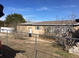 618 Mountain Dr, Kerrville, TX 78028