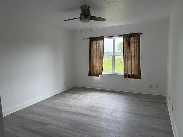 10758 Lake Jasmine Dr — Photo 13