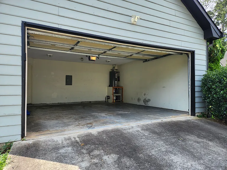 Double Cars Garage