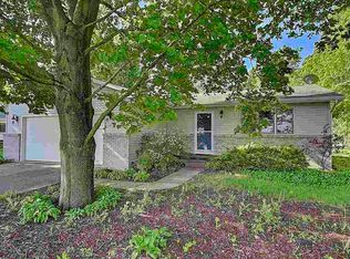 709 W Main St, Lisbon, IA 52253