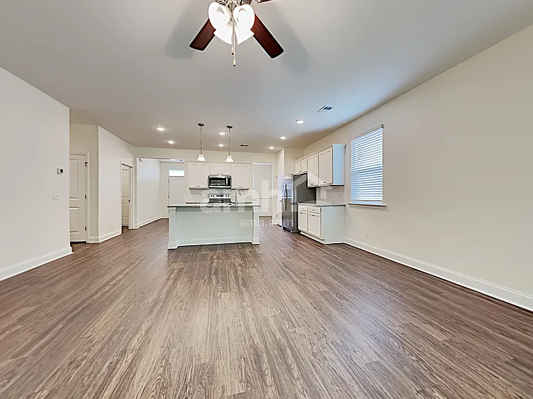 406 Ronter Ct — Photo 7