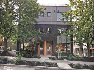 4272 SW Bradford St, Seattle, WA 98116