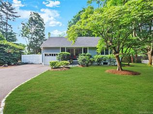 3 Woods Grove Rd, Westport, CT 06880