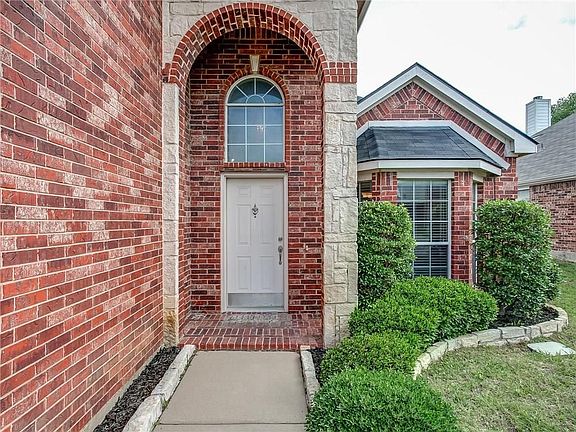 3rd image of 5408 Rolling Meadows Dr