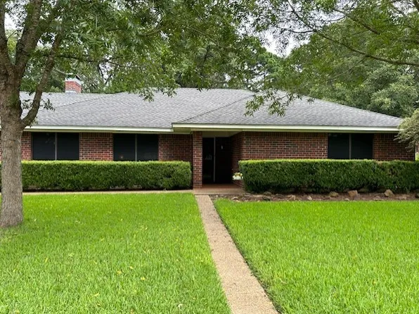 1616 Robin St, Mineola, TX 75773