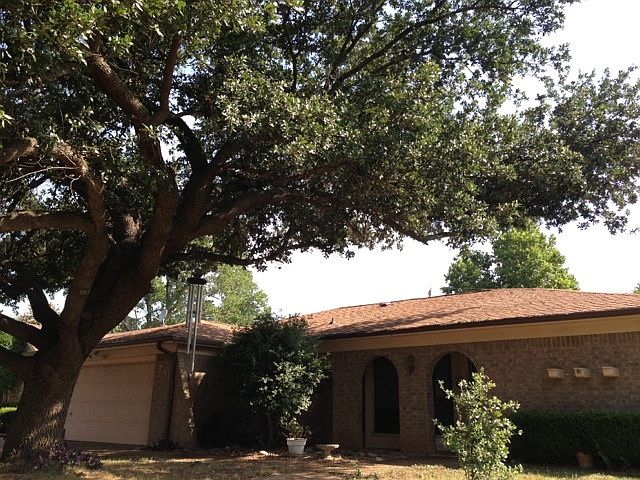 1st image of 768 NW Charlyne Dr