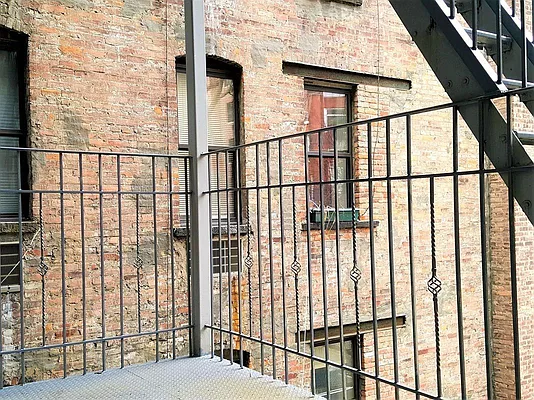 Rented by Compass | media 17