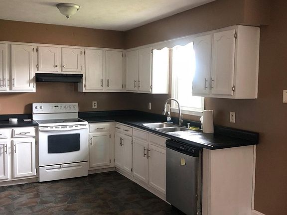 4th image of 2208 Mercer Dr