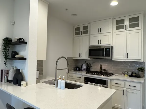 2600 Simond Ave #D, Austin, TX 78723