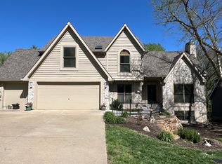 1236 Inverness Dr, Lawrence, KS 66049