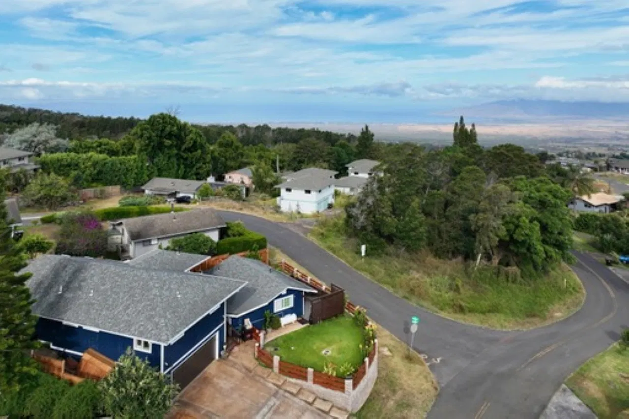 230 Ainakula Rd — Photo 4