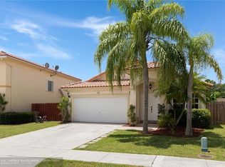 165 Vista Verdi Rd, Davie, FL 33325