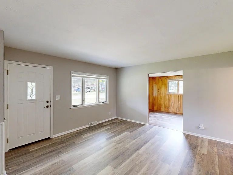 5108 Breezeway Dr — Photo 7