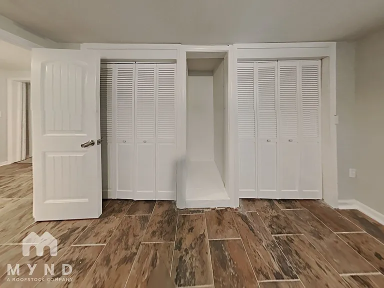 137 Roebuck Dr — Photo 19