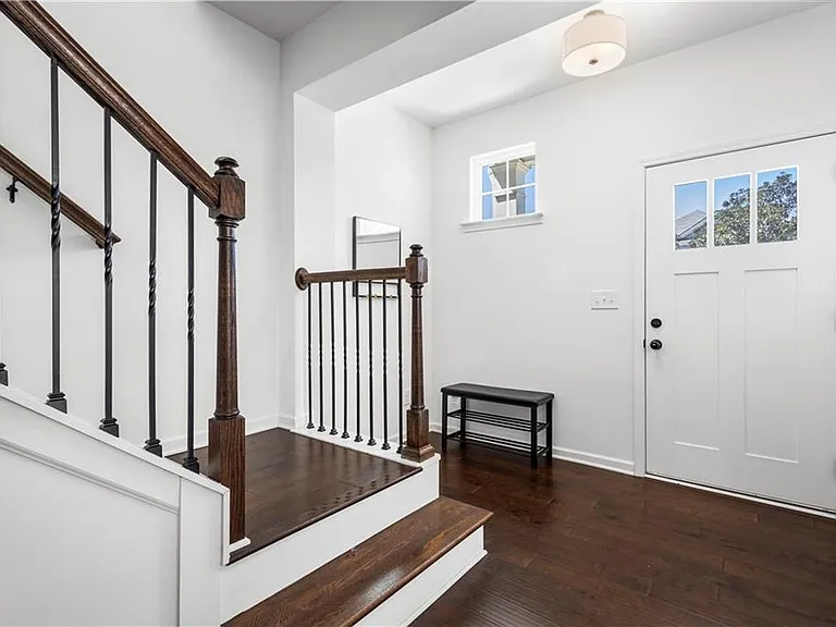 869 Venture Way SW — Photo 5