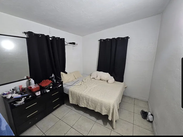 2952 NW 29th St #2 — Photo 13