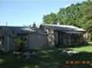 60303 Eyster Rd, Rochester, MI 48306