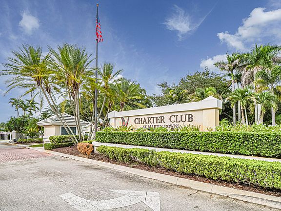 3rd image of 2075 SW AUGUSTA Trace