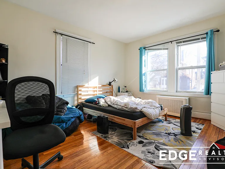 38 Lawton St #1 — Photo 10