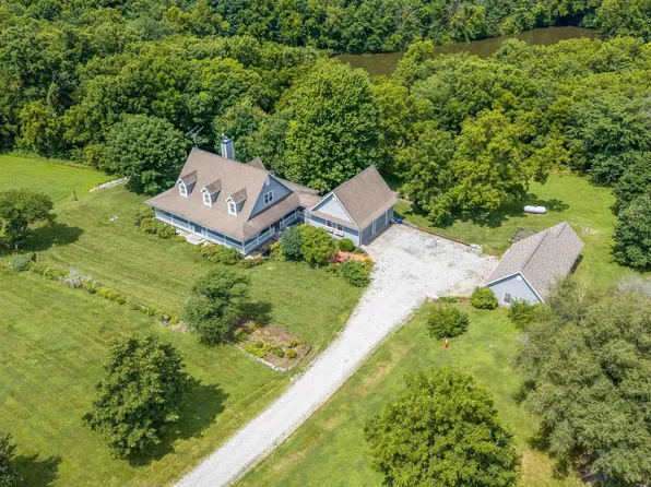22101 Stewart Rd, Sedalia, MO 65301