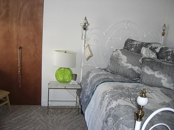 4th image of 1801 W North Ave APT 2M