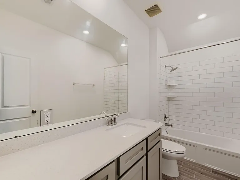 4146 Balboa Dr — Photo 24