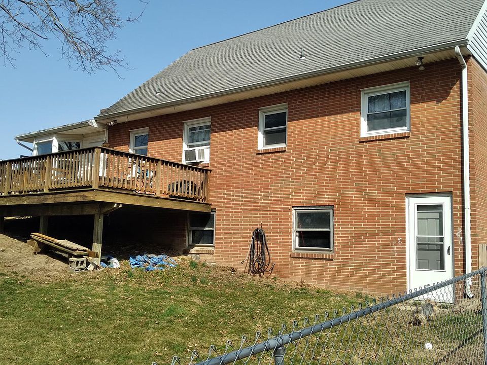 2nd image of 1106 Harriet Ave