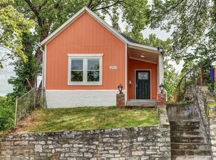 2915 Holly St, Kansas City, MO 64108